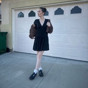 Meet your Posher, Emilee